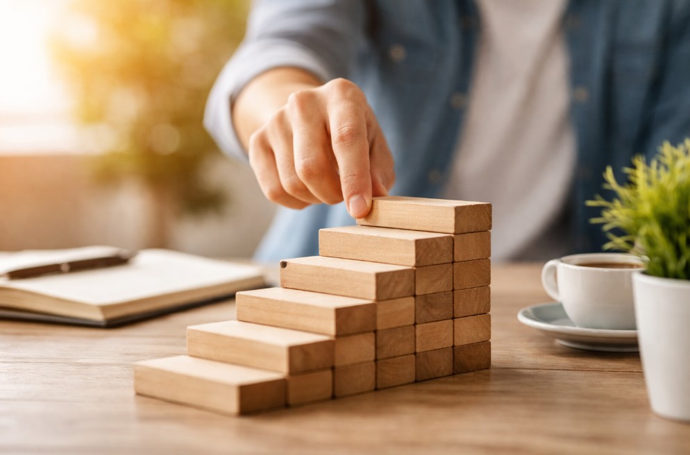 Veľké skoky sú ilúzia: Prečo vás malé, pravidelné kroky dostanú ďalej než rýchle zázraky