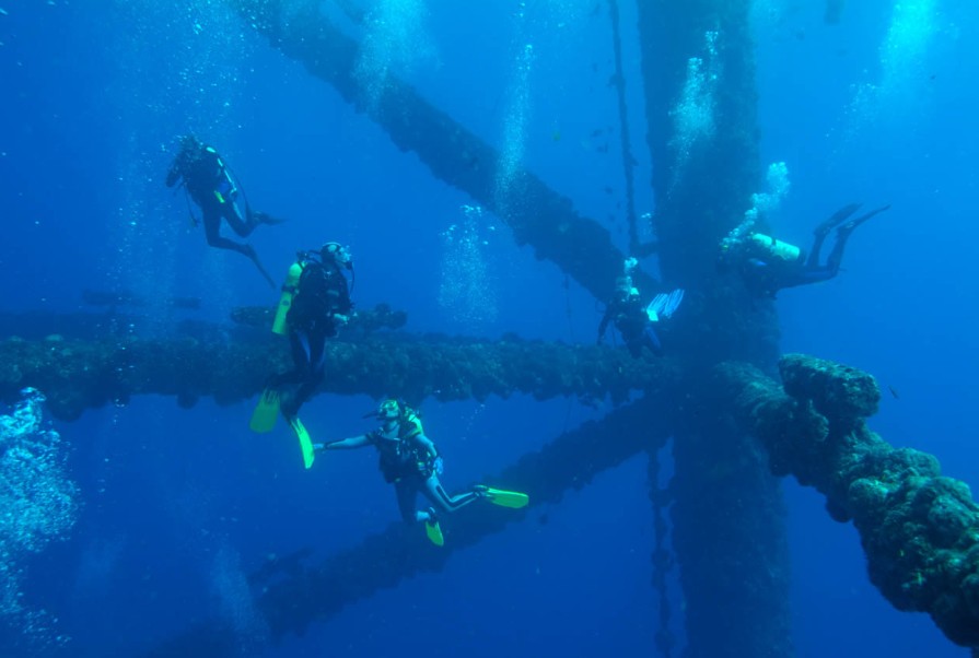 Nebezpečná, ale lukratívna práca: Staň sa potápačom v Severnom mori a zarábaj 5 000 až 15 000 € mesačne